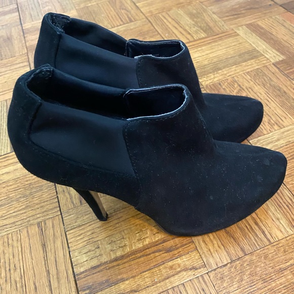 Jessica Simpson Joney Ankle Booties - Picture 3 of 9